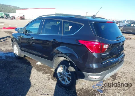 2019 Ford Escape Sel z USA, uszkodzony, nr VIN 1FMCU9HD2KUA77795